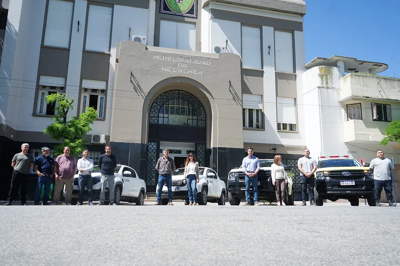 17-10-FOTO-presentacion-vehiculos