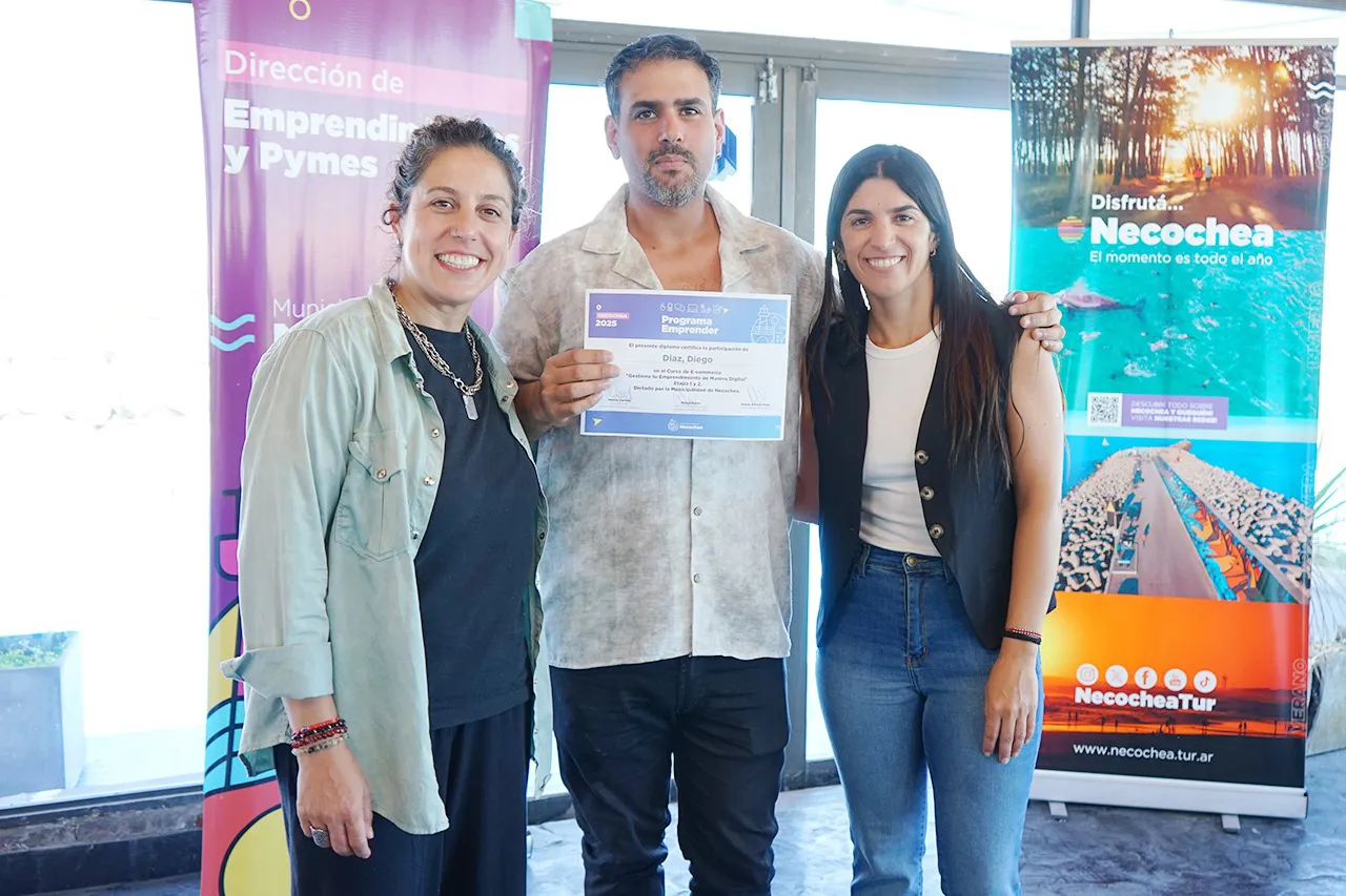 03-12-FOTO-entrega-certificados