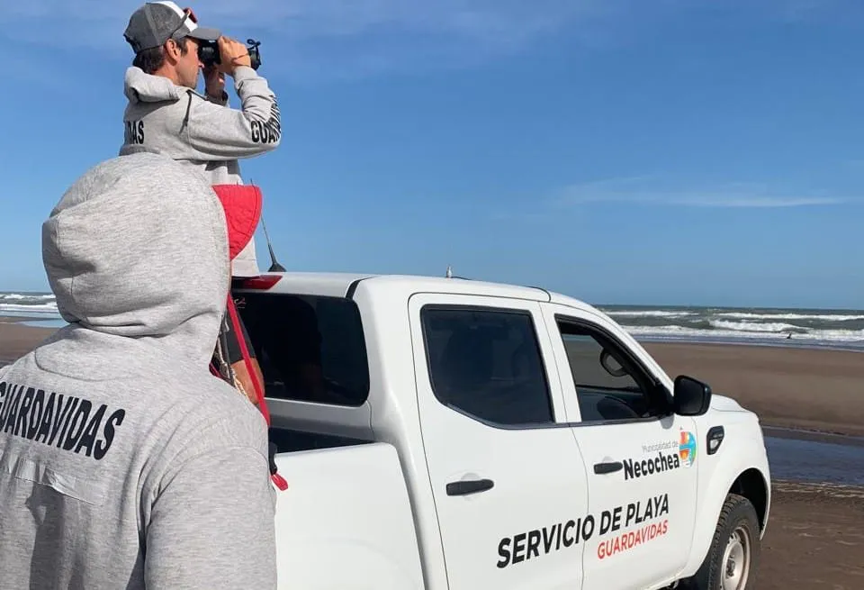 09-01-FOTO-servicio-de-playa-rescate