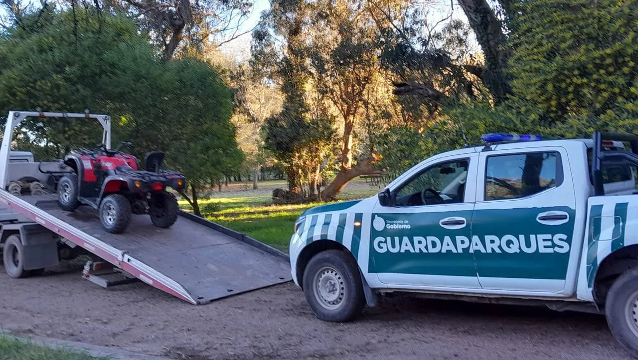 FOTO-Guardaparques-cuatriciclo