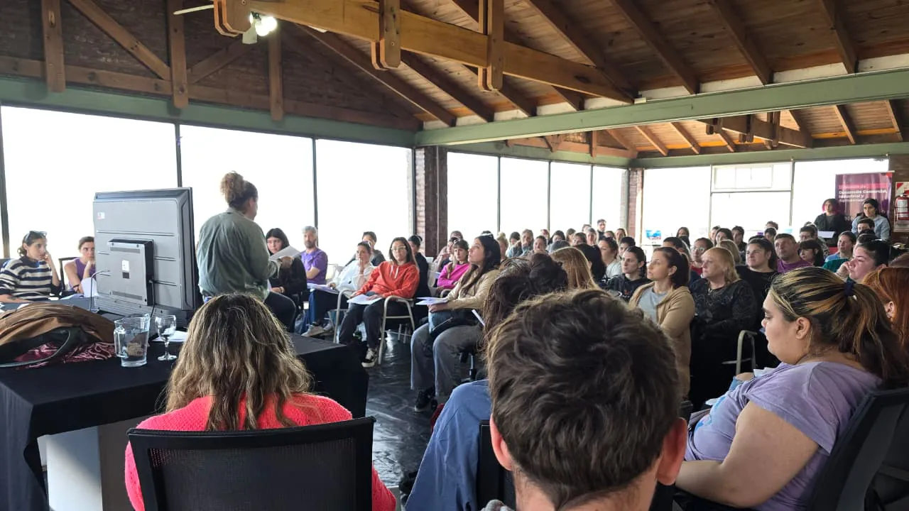 19-05-FOTO-capacitacion-E-commerce