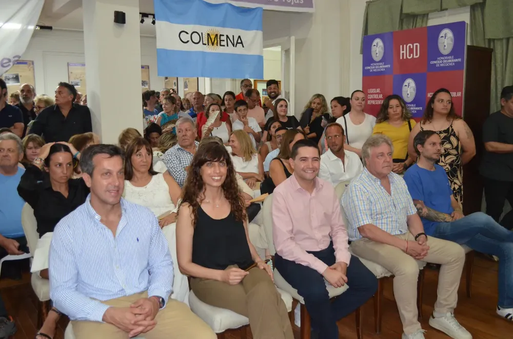 11-12-FOTO-Rojas-Sesion-HCD